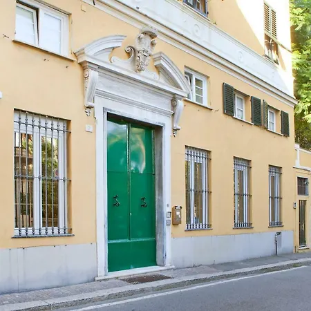 Old Stylish Semesterbostad